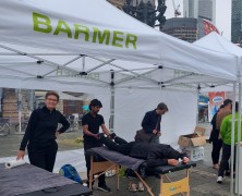 Massage beim JPM Lauf in Frankfurt